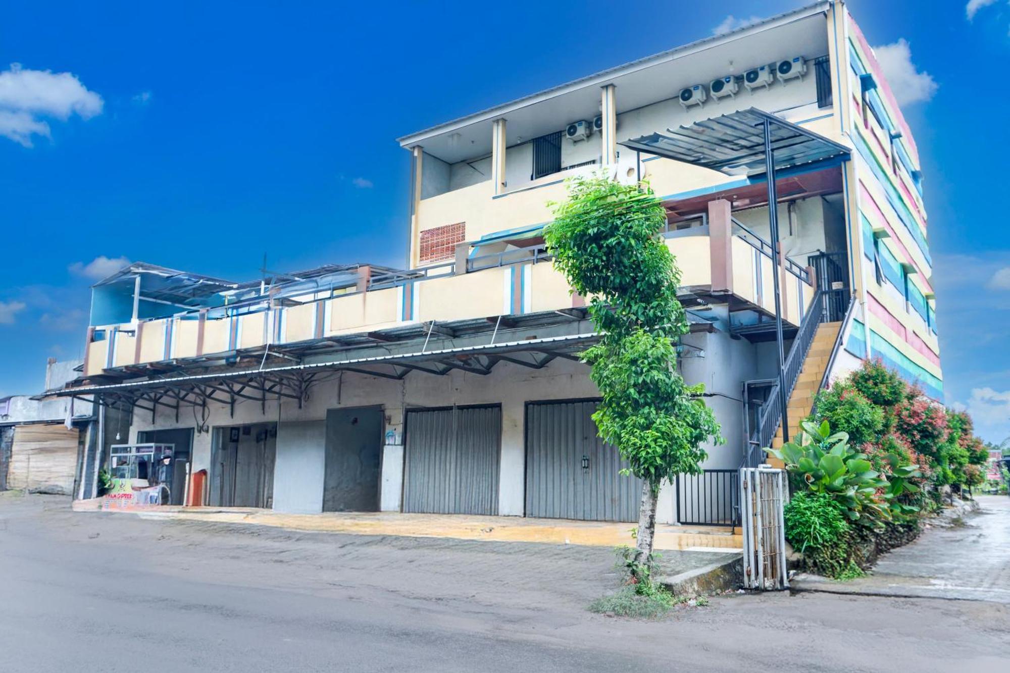 Hotel O Sukarame Near Universitas Islam Negeri Raden Intan Lampun Formerly Hotel Wisma Tri Handayani Bandar Lampung Zewnętrze zdjęcie